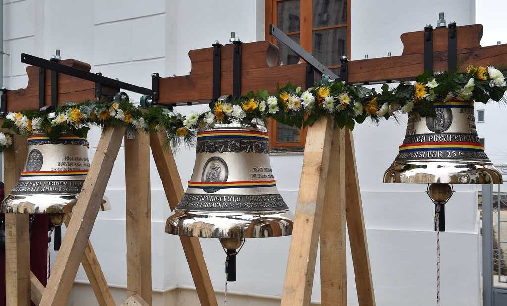 Clopotele Bisericii „Sfânta Ecaterina” din Bucureşti vor răsuna după cinci ani - Basilica.ro