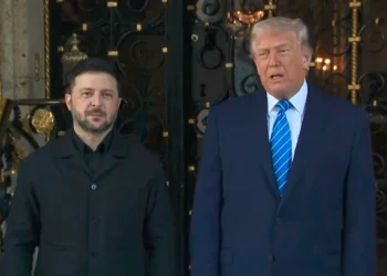 Trump, după trei ore de discuții cu Zelenski